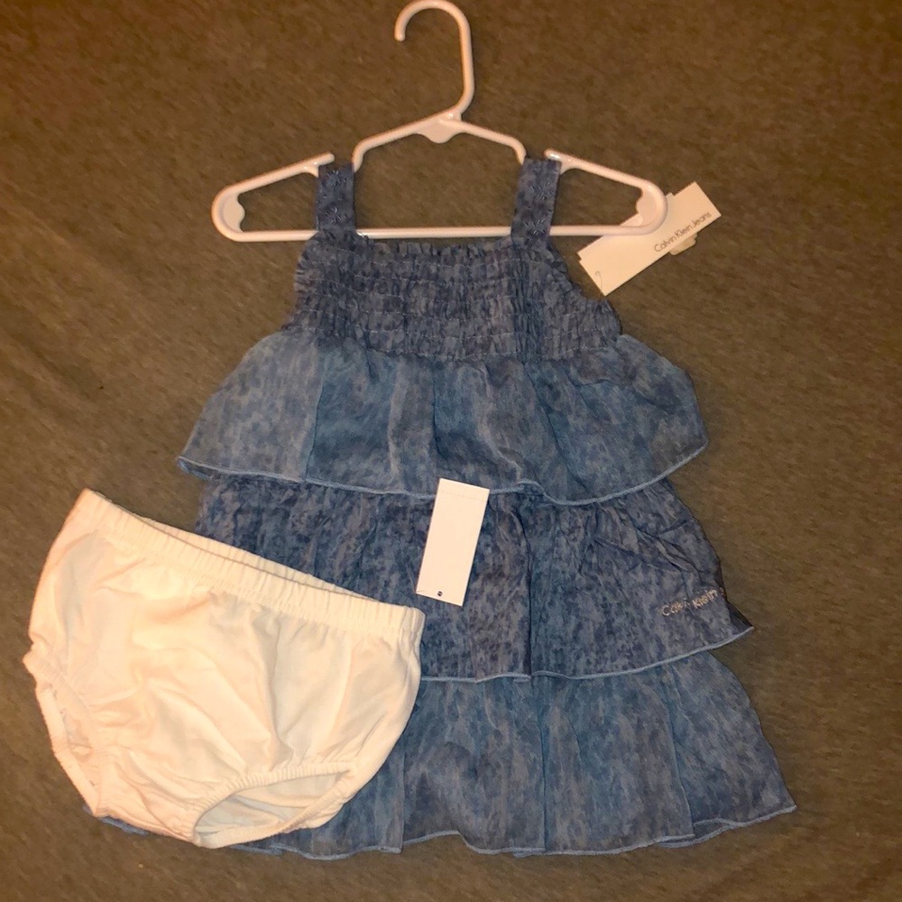 NWT Baby Girls Size 24 Months Calvin Klein Jeans Smocked Dress W/Bloomer’s